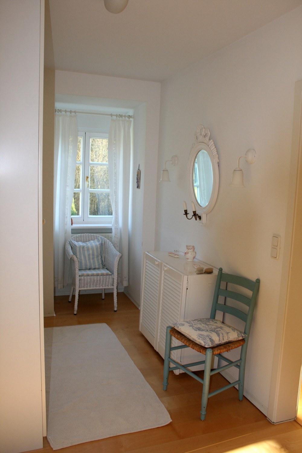 Nebenzimmer · Flur – Villa Bomama