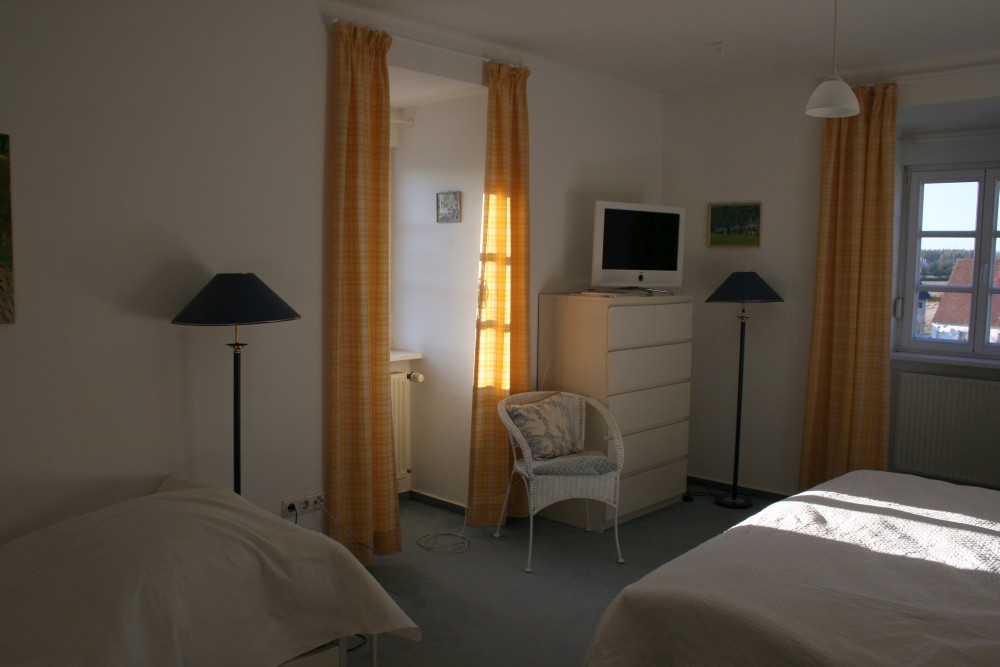 Schlafzimmer · Doppelbett Oben 1 – Villa Bomama
