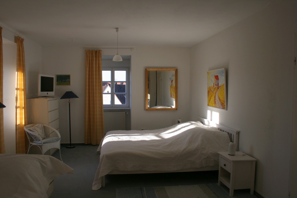 Schlafzimmer · Doppelbett Oben 1 – Villa Bomama