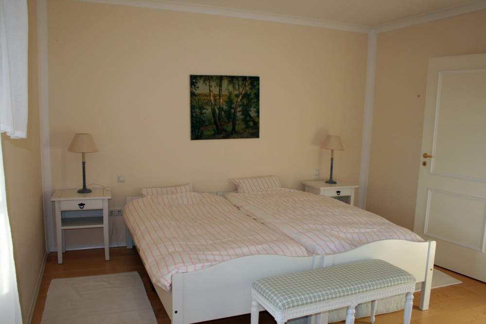 Schlafzimmer · Doppelbett Oben 2 – Villa Bomama