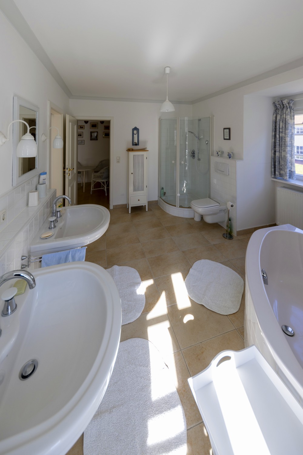 Innenbereich · Badezimmer – Villa Bomama