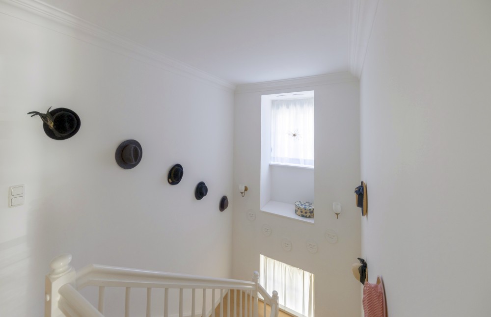 Innenbereich · Nebenzimmer – Villa Bomama